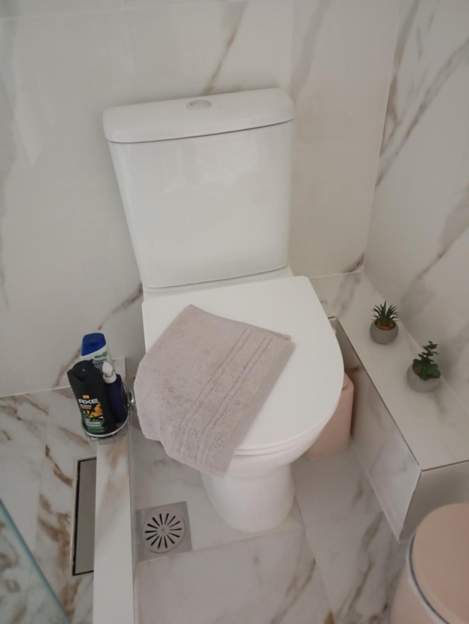 Hospitable Appartment In The Central Park, ซานธี ภายนอก รูปภาพ